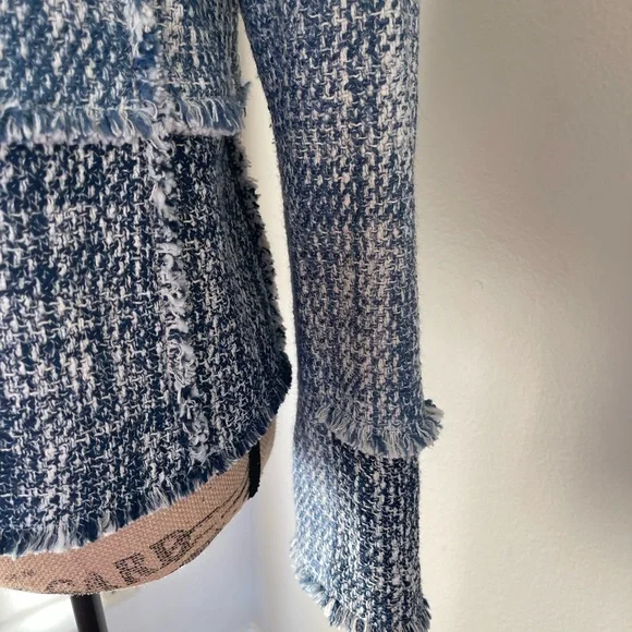 Akris Punto Long Sleeve Tweed Jacket. 10 - Picture 4 of 10